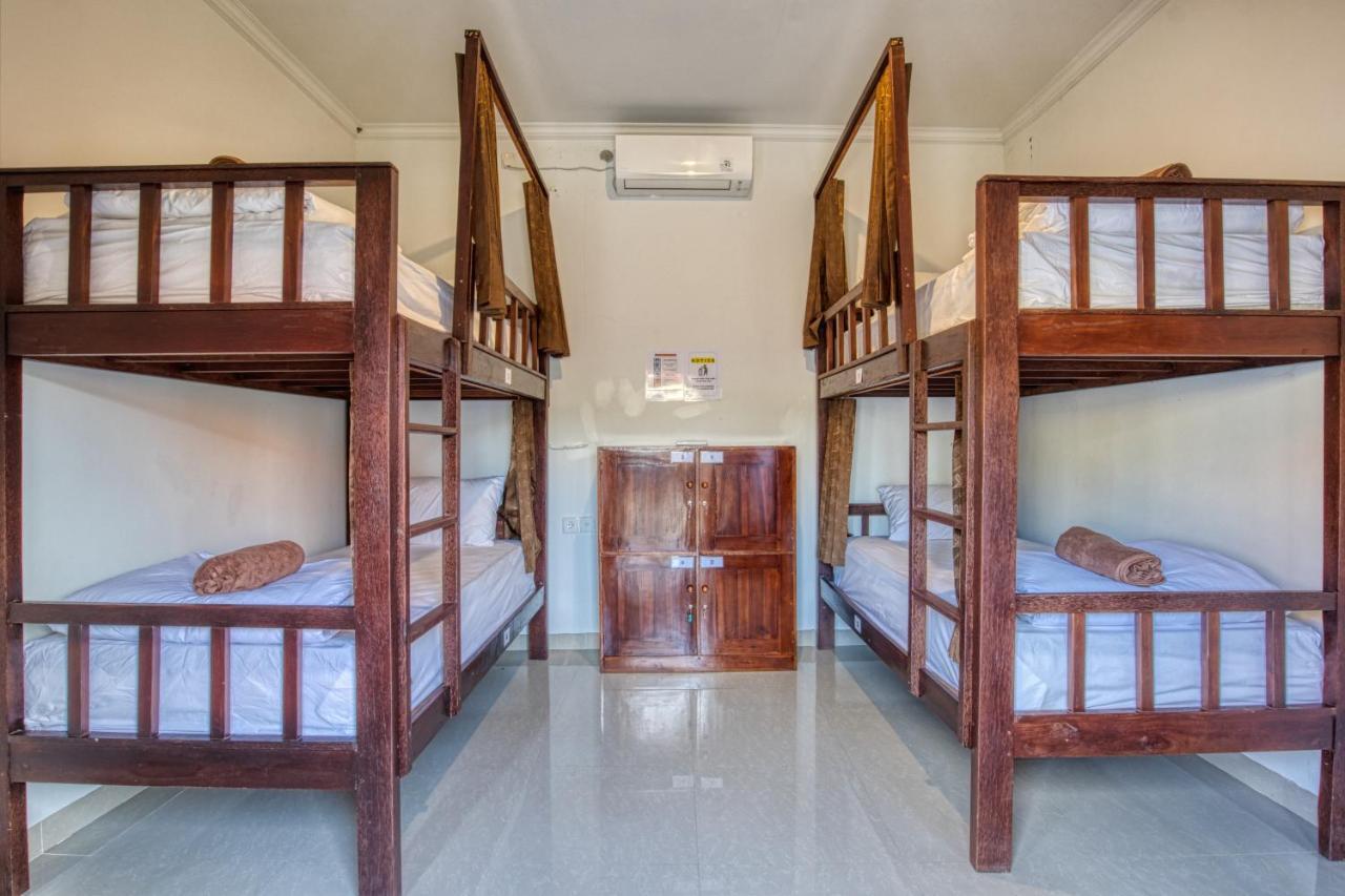 L Degus Hostel Toyapakeh Extérieur photo